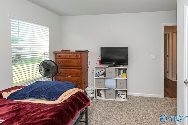 121 Syd Road, Owens Cross Roads, AL 35763