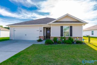 121 Syd Road, Owens Cross Roads, AL 35763