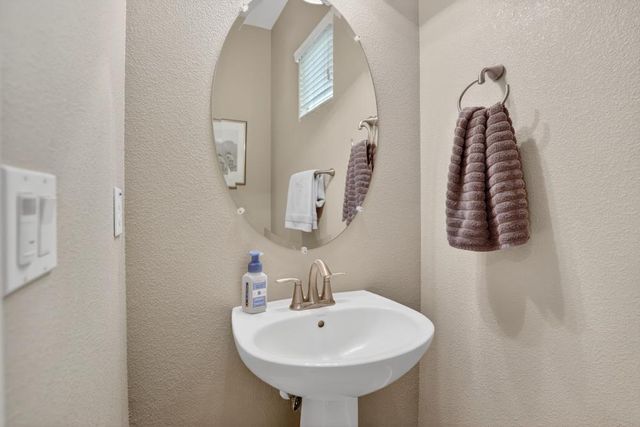 4207 Adriatic Sea Way, Sacramento, CA 95834