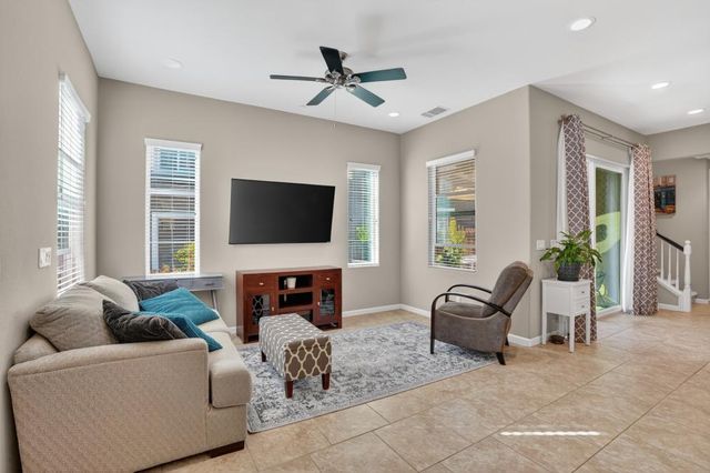 4207 Adriatic Sea Way, Sacramento, CA 95834