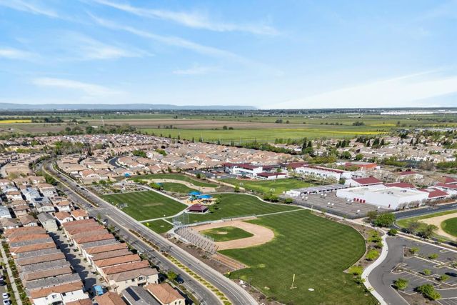 4207 Adriatic Sea Way, Sacramento, CA 95834