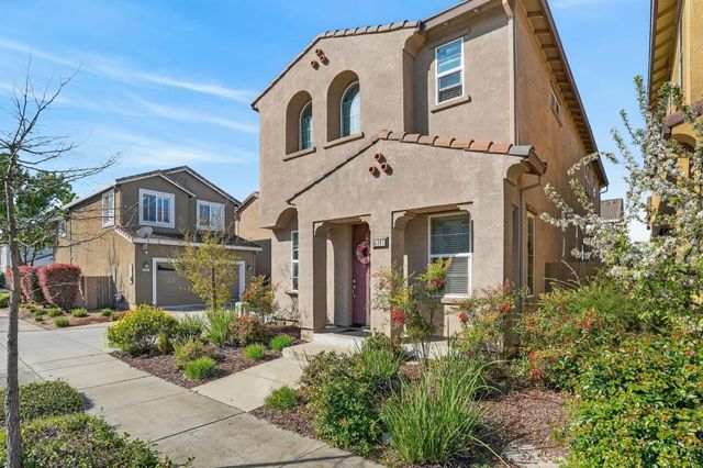 4207 Adriatic Sea Way, Sacramento, CA 95834