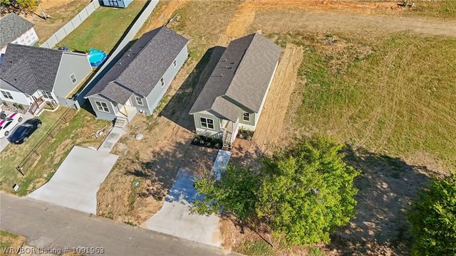1915 Pryor Avenue, Fort Smith, AR 72904