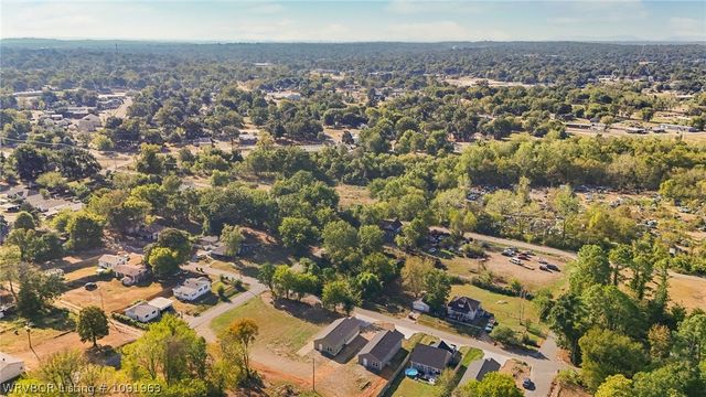 1915 Pryor Avenue, Fort Smith, AR 72904