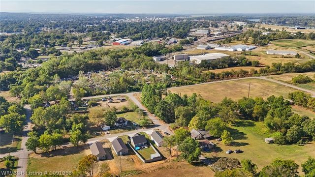 1915 Pryor Avenue, Fort Smith, AR 72904