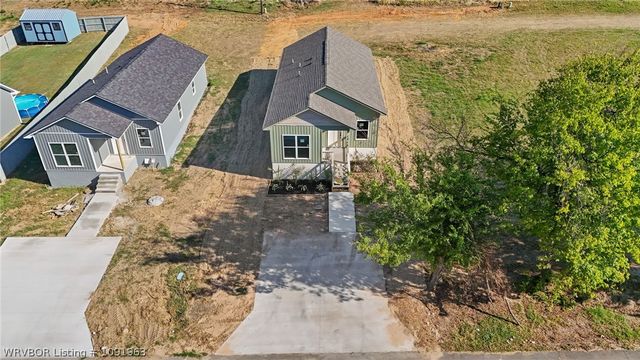 1915 Pryor Avenue, Fort Smith, AR 72904