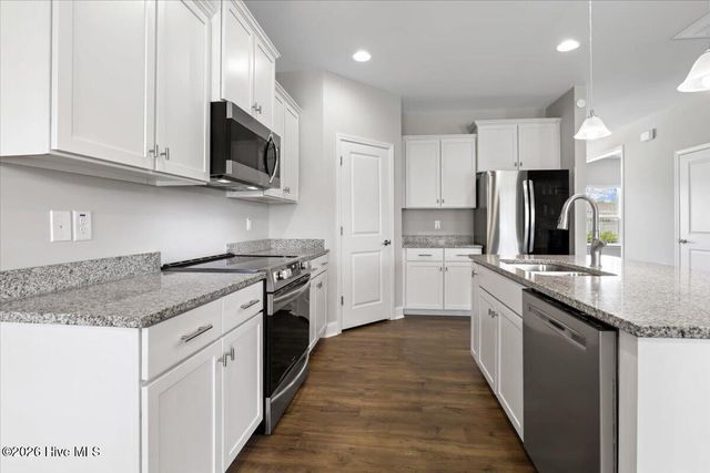 104 Mitchell Dean Place, La Grange, NC 28551