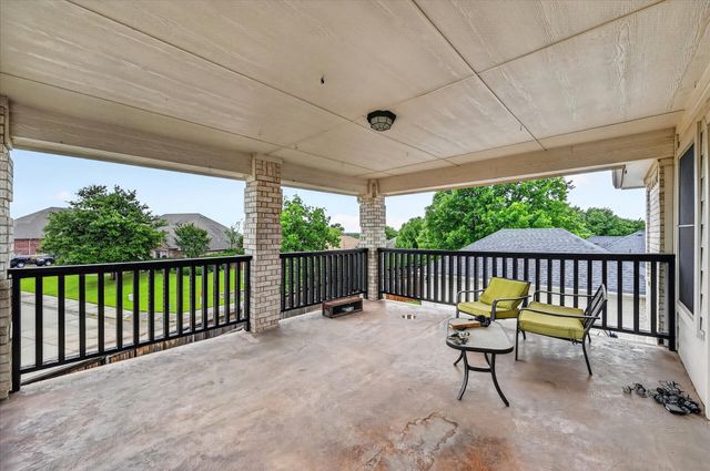 851 Bridle Path, Burleson, TX 76028