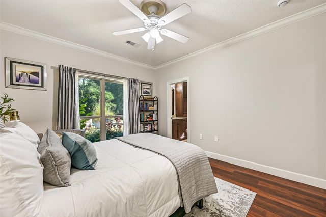 3 Wilderness Trail, Friendswood, TX 77546