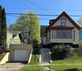 305 Laforte Avenue, Syracuse, NY 13207