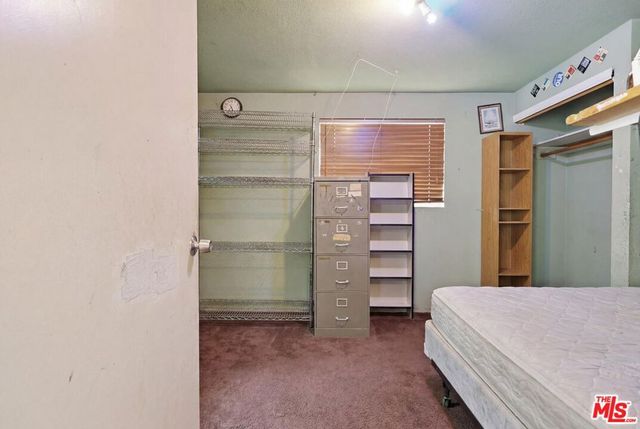220 E 64th Street, Los Angeles, CA 90003
