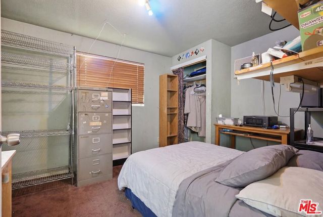 220 E 64th Street, Los Angeles, CA 90003