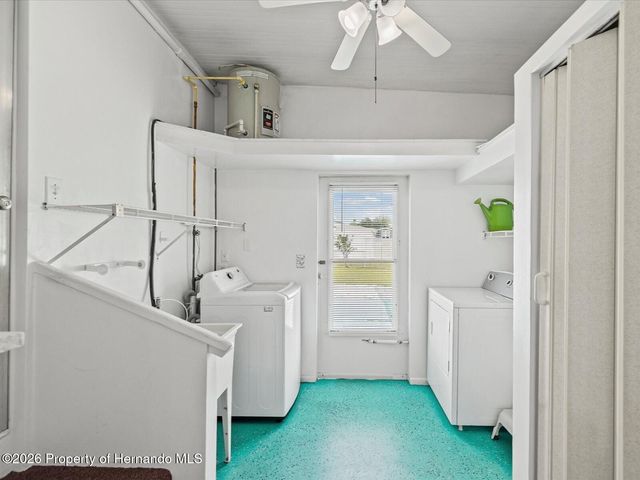 7366 First Loop Avenue, Brooksville, FL 34613