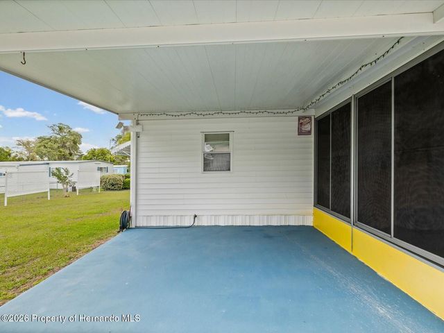 7366 First Loop Avenue, Brooksville, FL 34613