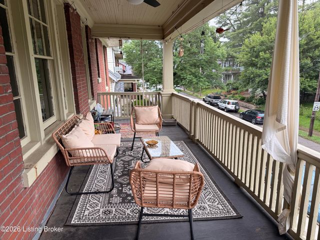 1603 Chichester Ave, Louisville, KY 40205