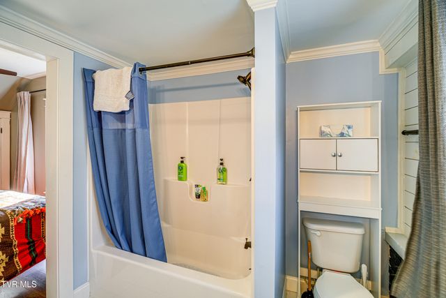 909 Poplar Street, Kingsport, TN 37660