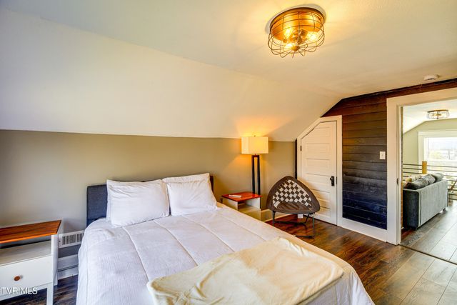 909 Poplar Street, Kingsport, TN 37660