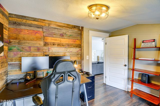 909 Poplar Street, Kingsport, TN 37660