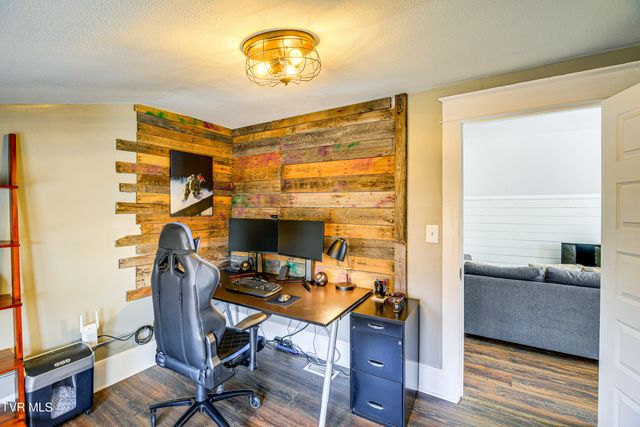 909 Poplar Street, Kingsport, TN 37660