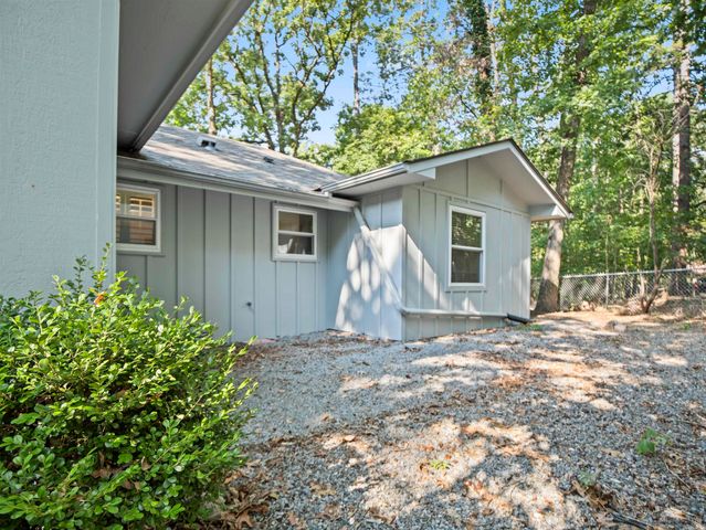 2 Jerez Lane, Hot Springs Village, AR 71909