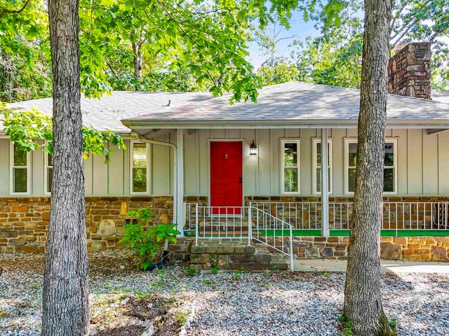 2 Jerez Lane, Hot Springs Village, AR 71909