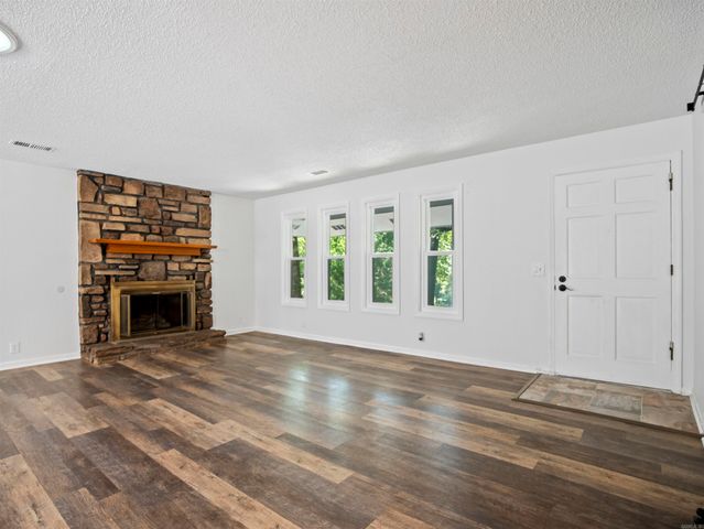 2 Jerez Lane, Hot Springs Village, AR 71909