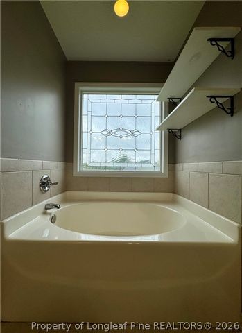 250 Bayleaf Drive, Raeford, NC 28376