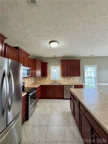 250 Bayleaf Drive, Raeford, NC 28376