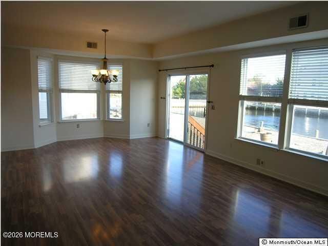 29 Blue Heron Lane, Bayville, NJ 08721