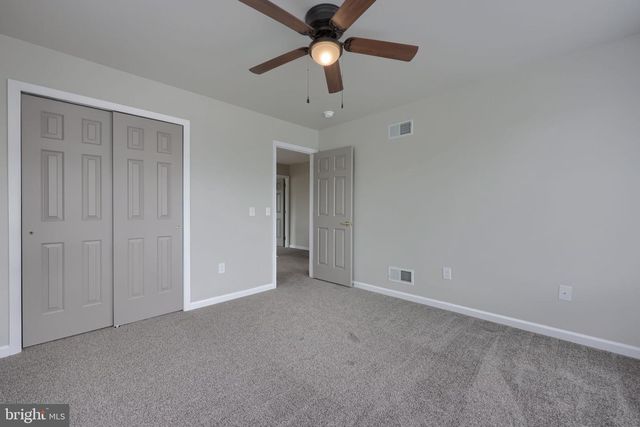 340 HARVEST FIELD LN, York, PA 17403