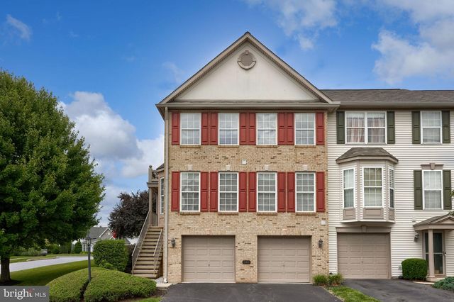 340 HARVEST FIELD LN, York, PA 17403