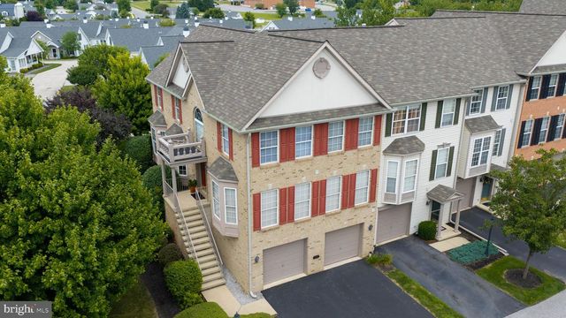 340 HARVEST FIELD LN, York, PA 17403