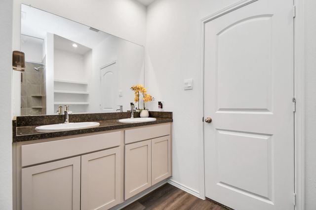5227 Castlebury Meadows Drive, Spring, TX 77373