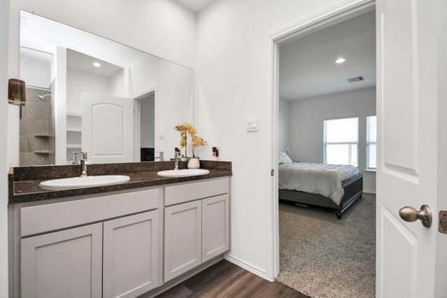 5227 Castlebury Meadows Drive, Spring, TX 77373