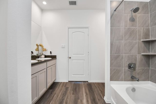 5227 Castlebury Meadows Drive, Spring, TX 77373