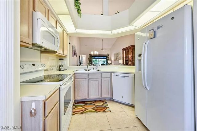 13060 Amberley CT 809, Bonita Springs, FL 34135