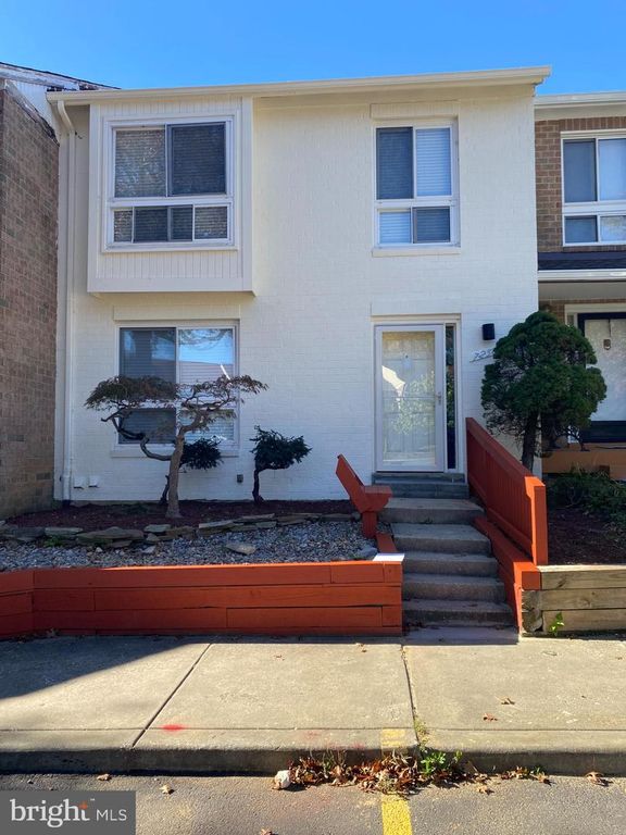 7258 DOCKSIDE LN, Columbia, MD 21045