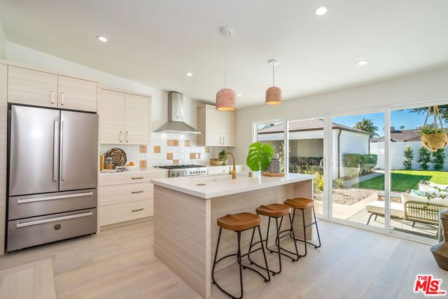 3871 Welland Avenue, Los Angeles, CA 90008