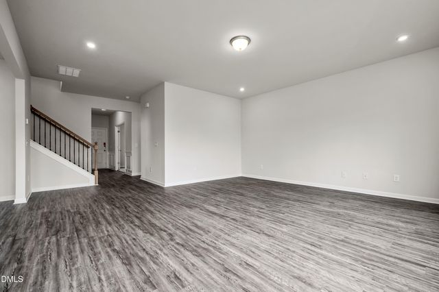 1652 Elk Run Drive, Fayetteville, NC 28312