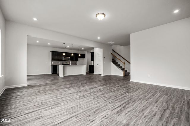 1652 Elk Run Drive, Fayetteville, NC 28312