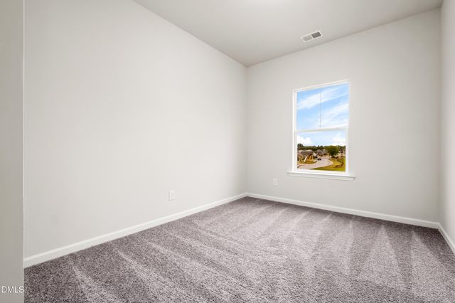 1652 Elk Run Drive, Fayetteville, NC 28312