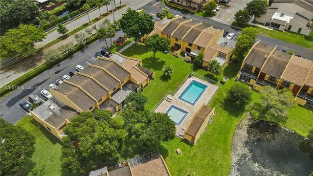 1501 NW 94th Avenue 237, Pembroke Pines, FL 33024