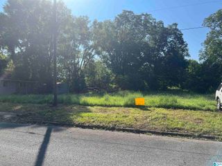 2913 11TH AVENUE N, Bessemer, AL 35020