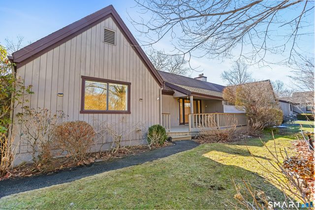 639 Onondaga Lane B, Stratford, CT 06614