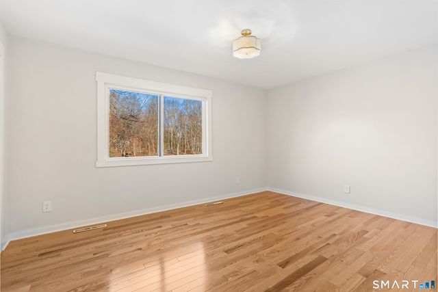 639 Onondaga Lane B, Stratford, CT 06614