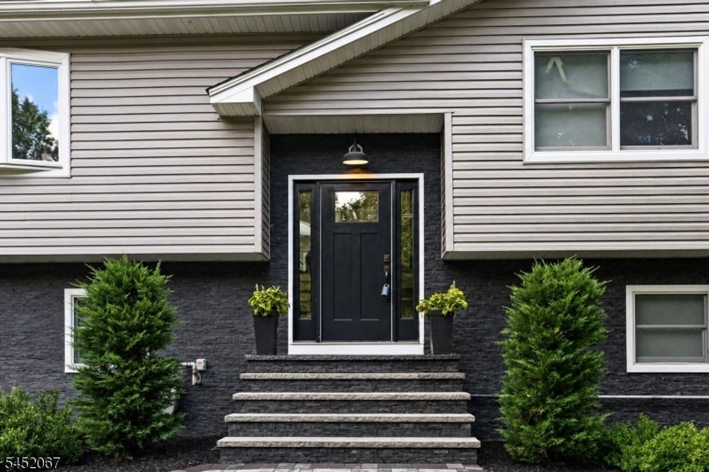 23 Douglas Dr, Montville Twp., NJ 07082 — photo 2