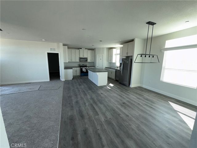 10633 Bromley Road, Pinon Hills, CA 92372