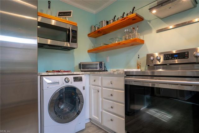 1406 Gannet RN, Virginia Beach, VA 23451