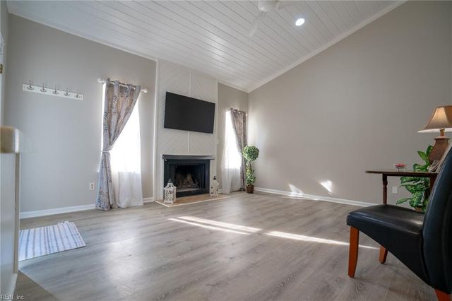 1406 Gannet RN, Virginia Beach, VA 23451