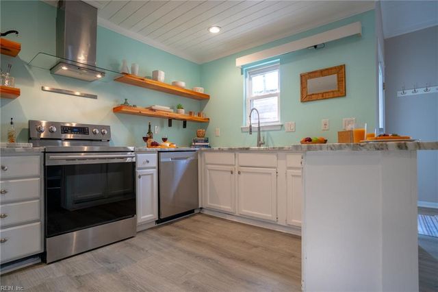 1406 Gannet RN, Virginia Beach, VA 23451